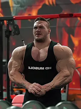 Everyone’s training hard …. Nick’s training angry 😈 . #nickwalker #bodybuilding #gym #workout #usa #monster #comeback #aiasmr #GymTok 