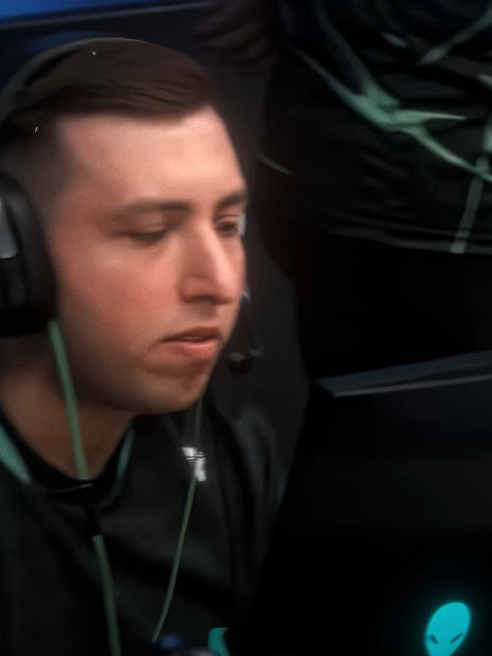 son defa dönmek mi? #futesports #csgo #cs2 #cs #ef #faceit #fut #eternalfire #counterstrike #counterstrike2 #counterstrikeglobaloffensive #xantares #xantarespeek #woxic #majer #aurora