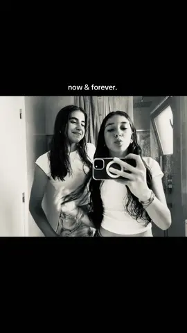 te amo 💞 #besties #loveu #nowandforever #4life #goals👯‍♀️ #tiktokputmeonfyp #weareinfinite #ly #xybca #livephoto #outro #bestiesforever #tiamo #trendy #foryou #rol #amigas #memories #recommendations 