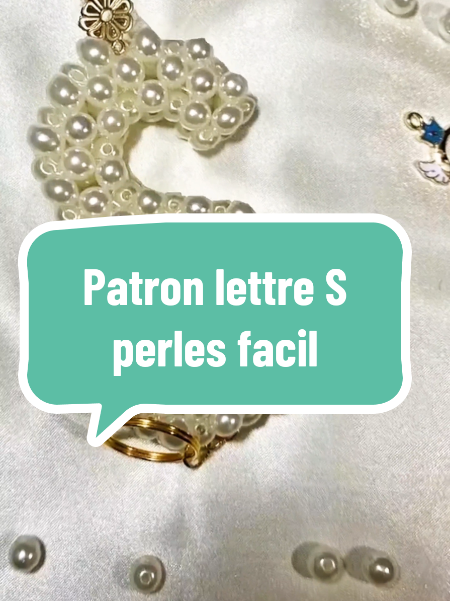 Apprenez à créer la lettre S en perles avec un patron simple et visuel. Idéal pour débutants ou passionnés de DIY perles et de créations faites main. Suivez bien les étapes pour reproduire ce joli modèle ✨ patron lettre perles, lettre S perles, DIY perles, tuto perles, perles lettre S, création bijoux, perles faciles, fait main, artisanat perles, modèle perles, perles pour débutants, idée créative, diy france schéma simple pour la lettre S en perles  #creastylnola  #LettreS #TutoPerles #DIYFrance  #Perles  #creastylnola #creatorsearchinsights 
