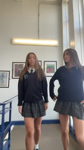 #school #schoolgirl #schoolgirls #schoolskirt #shortskirt #schooluniform #schoollife #schoolies #blonde #anklesocks #plaidskirt 