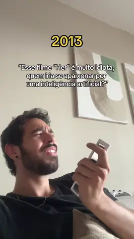 Alguns pensamentos sobre nosso futuro como sociedade.  Já faz algum tempo que estamos passando por um longo processo de transformação de nossas relações e a verdade.  Desde os ataque das torres gêmeas em 2001 e advento das redes sociais em 2012, tudo o que vínhamos solidificados em uma sociedade da verdade caminhamos para nosso atual mundo da pós verdade.  O que isso significa?  Que os discursos que pautamos nossa realidade subjetiva, que advém dos governos, ciência, relacionamentos, já tem suas bordas muito menos claras, precisando surgir uma verdade que me certifique de minha existência.  Onde existia o social o eu adveio, uma verdade narcisicamente subjetivada, um sujeito pautado no ego e o desejo como norteador de escuta.  “Se diz o que gosto de ouvir é ali que reside minha realidade”. E que Outro melhor para residir onde existo narcisicamente se não aquele ao qual posso moldar, não só isso, desliga-lo e ligá-lo a minha necessidade?  Uma IA não é apenas “uma”, é “minha”. É um outro que fala, que demonstra, que ensina, que ouve, não de “uma maneira” e sim a “minha”.  Finalmente se criou um Outro que não está pautado em uma subjetividade incômoda. Em uma era que a verdade não existe como uma constituição social, que existe uma extrema dificuldade em lidar com outro e sua própria verdade, nos foi dado o produto que simboliza nossa época: Alguém que parece humano, o suficientemente bem para que eu consiga projetar afeto, sem a subjetividade para ferir os egos tão frágeis ao encontro com Outro do Real.  #psicologia #psi #psicanalise #saudemental 
