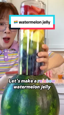 Rainbow watermelon jelly attempt 🍉🌈 Come back to see part 2 with me after 4 hours 🥰 #watermelon #pridemonth #jelly #rainbow #dessert #Recipe #food 