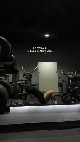Es que el cuerpazo de Clara Galle, Diosaa🤌🏻