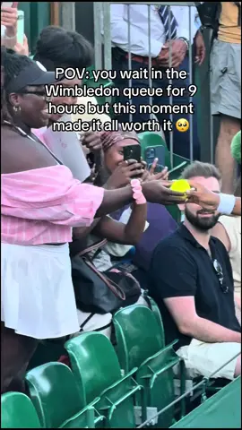 We got to share what #shecanserve is all about and support Queen @Naomi Osaka 大坂なおみ in her first round match!  Plus Naomi now owns a SheCanServe sticker 💕 #shecanserve #Wimbledon #wimbledon2025 #girlssupportgirls #london #girlstrip 