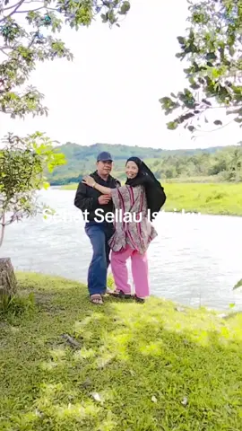 @ Istri adalah  @ tema dalam hidup @ Untuk mencapai @ Rumah tangga Bahagia