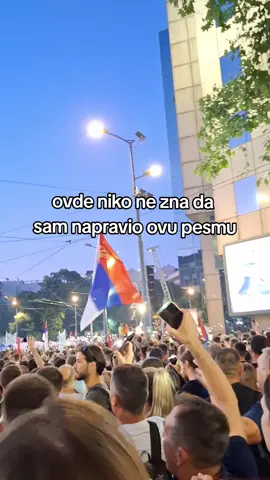 gladan sam treba mi vazduha #drki #svraka #junokilometar #fyp #ujakmejedodirivao #juno 