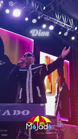 Jesús está aquí y si tú quieres le puedes sentir #grupo #mojado #diosestaaqui #video #viral_video 