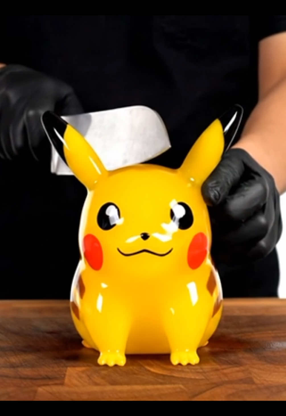 Replying to @Serial Cannibal Cutting Glass Pokémon✨🔥 #asmr #pokemon 