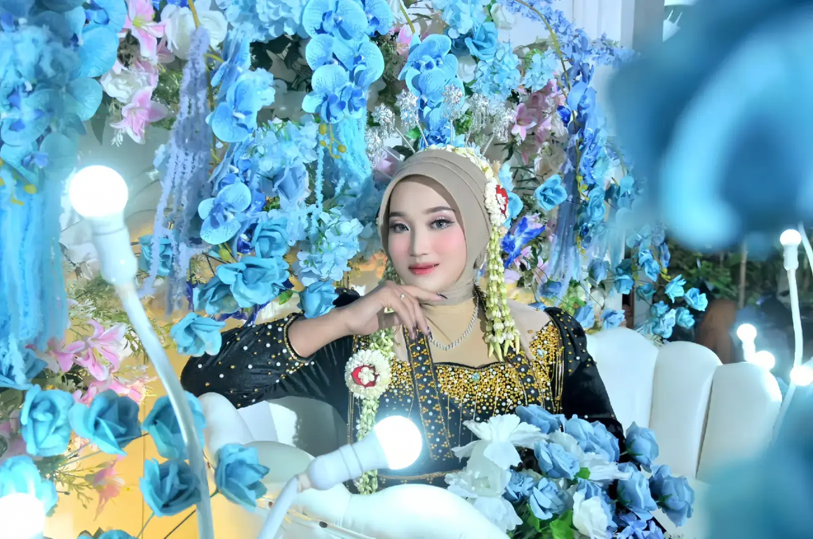 Wedding miss Ima Krai yosowilangun Ready paket wedding start harga 2jt.an sampai paket lengkap 10jt ada ya sayang.. ada.. More info WA 082259746045 #mualumajangrecomended #mualumajang #mualumajanghits #mualumajangmurah