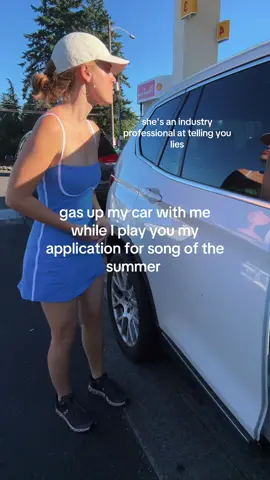 pre save in my ig bio if u want me to text u when it’s out :) #songofthesummer 