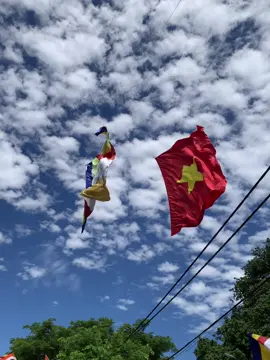 PHẬT PHÁP CÙNG ĐỒNG HÀNH VỚI DÂN TỘC 🔔  Vào đúng 6 giờ sáng nay !!  🙏18.491 ngôi chùa trên cả nước vừa đồng loạt cử 3 hồi chuông, để cầu Quốc thái dân an, đánh dấu mốc lịch sử trọng đại của đất nước 🇻🇳 Chào mừng thời khắc lịch sử ngày 1/7/2025, đất nước trong kỷ nguyên vươn mình, sắp xếp lại giang sơn! 🇻🇳❤️ #xuhuong #thichdulich #viral #xh #xhtiktok #phatphap #kynguyenmoi 