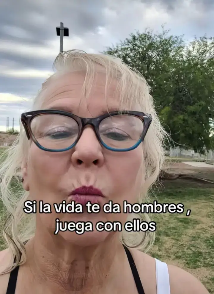 #fypシ゚ #foryoupage #tiktokponmeenparatii #abuelasdetiktok #frase 