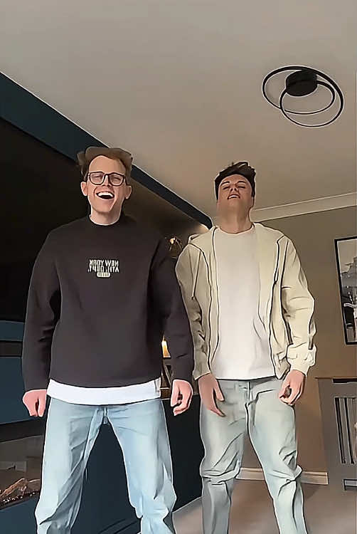 What are you doing challenge part 2😂😂😂#funnyvideos #usaus #jumpscare #prankscare #foryou #scarecam #funny #funnytiktok #prankdoll #possessed 