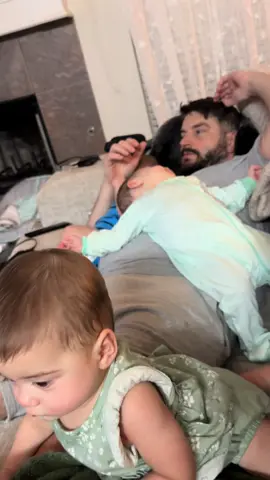 Hey atleast they’re quiet 😂😇 i say let them stay. What do you think? #triplets #dadlife 
