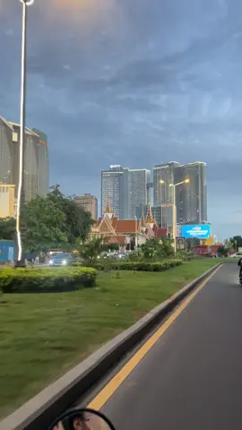 Tui về rồi nhe 🤣 #xyzbca #phnomphenh #cambodia🇰🇭 