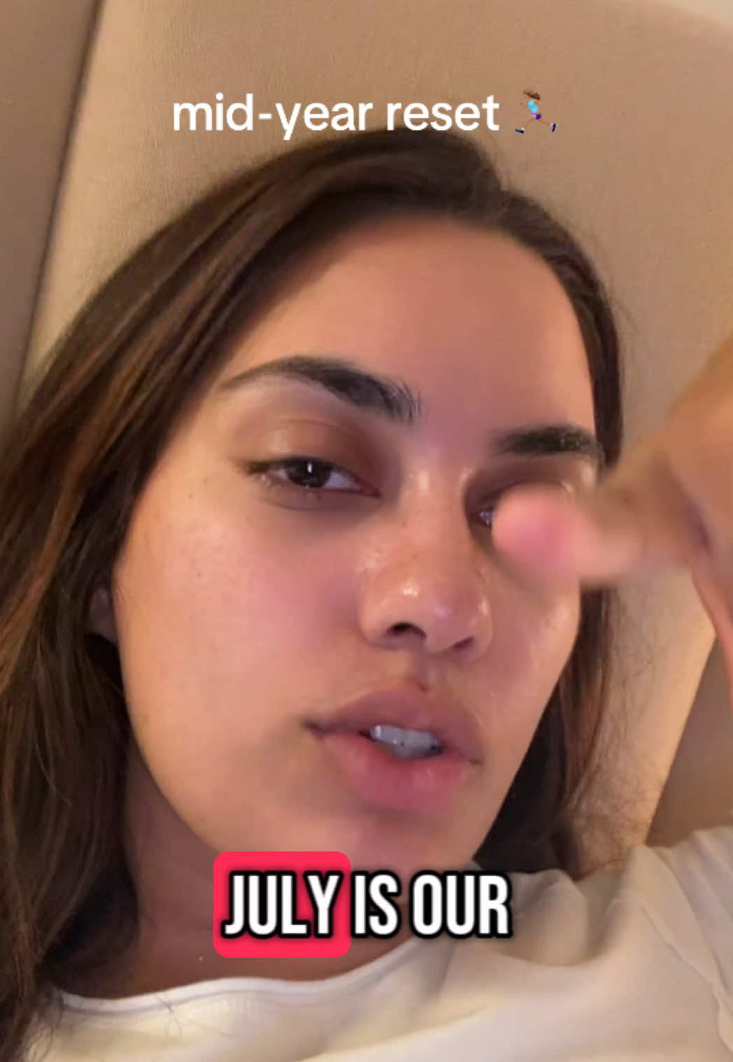 been saying “___ is our year” since the beginning of time but hoping public shame is the catalyst i need 😅 if you want to join lmk! just trying to move everyday (doesn’t need to be an intense workout), drink water, and go outside 🏃🏽‍♀️ i am fairly active but struggle a lot with consistency so doing this as a mid-year reset! #nyc #nycfitness #workoutroutine 