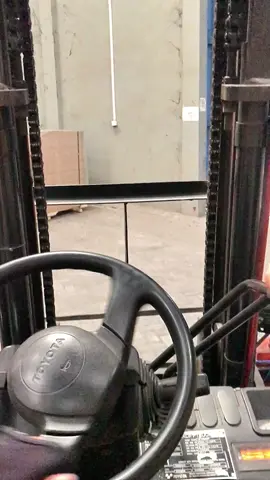 mripat perih kawan #forklift #operatorforklift #driverforklift #industry #playwood #fyp 