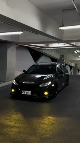 Goodbye NU MWA Parking😣 #carsoftiktok #fyp #civic #honda #fc #cars #graduation #byenumwa #stout 