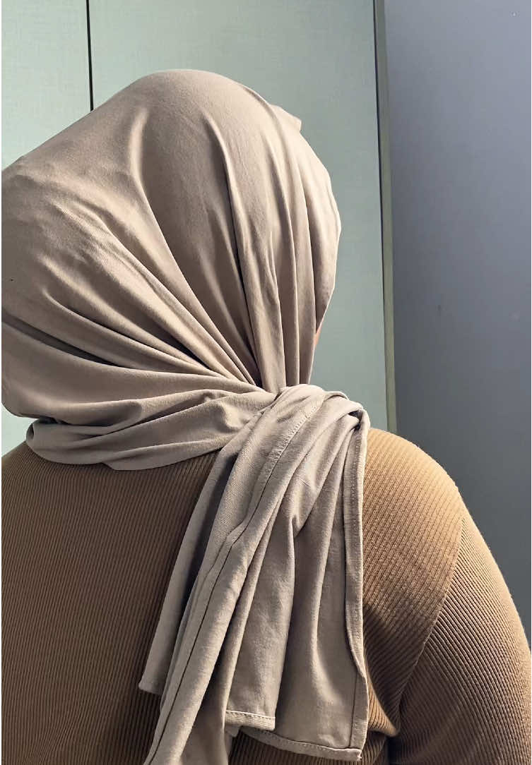 Diskon pashmina kaos di keranjang kuning #pashminakaos #pashminakaosrayon #pashminakaosspandex #pashminahijab #hijabpashmina #pashmina 