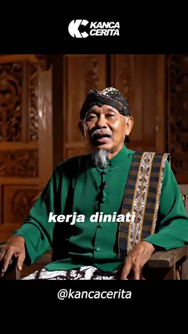 kerja diniati ngibadah rejekine berkah, turah-turah, ngragati sekolah, ora lali nggo sedekah. #quotes #jawa #rezeki #katabijak #pekerjaan #bersyukur🤲🙈 #motivasi