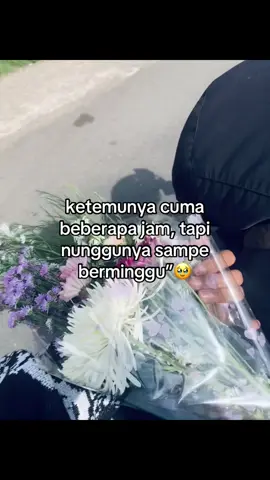 cuma pengen berdua kalo udah ketemu 🫶🏻🥺