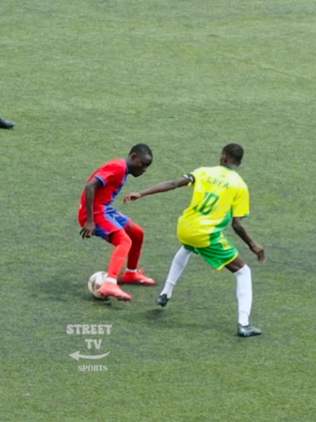 Stay away from left footed players with num 10 jerseys 😮‍💨