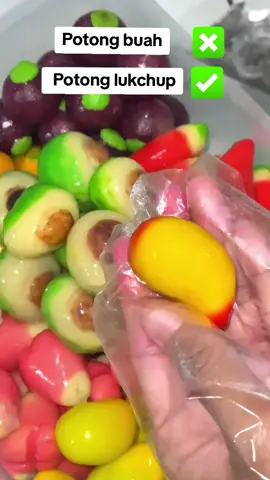 potong lukchup 🌶🥑🥭🍊🫐 #kuelukchup #lukchupsemarang #kulinertiktok #viral #fyp #cemilan 