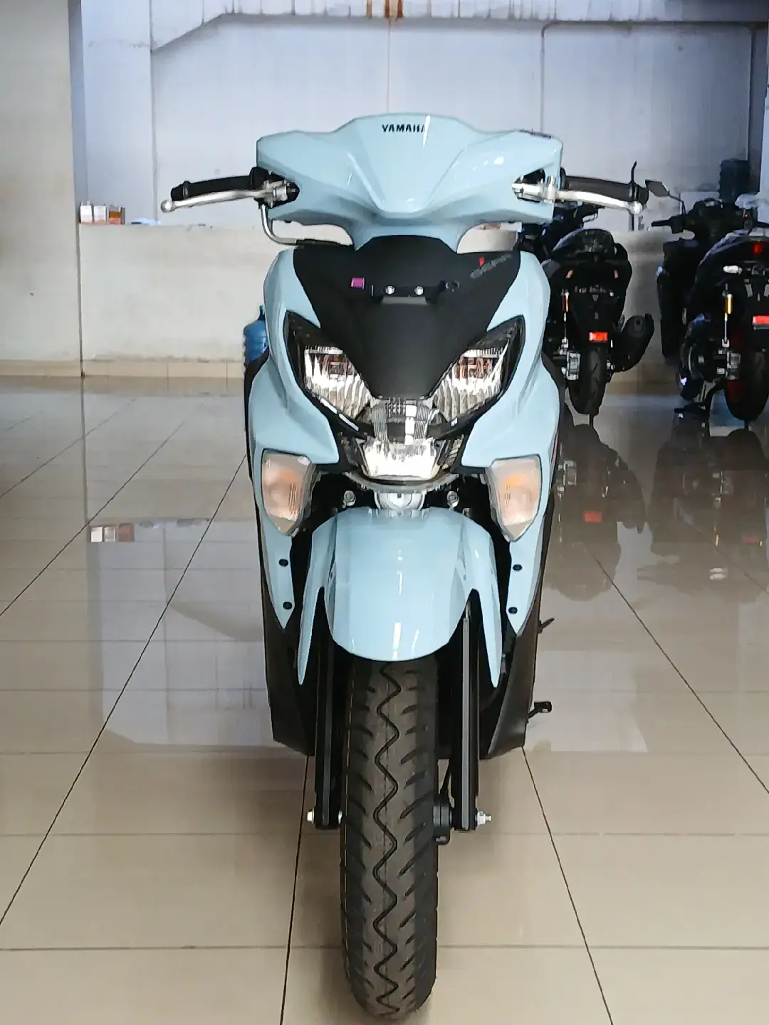 gear ultima hybrid MOTOR TANGGUH dengan fitur melimpah dengan mesin terbaru  BLUE CORE HYBRID 125 di lengkapin dengan bagasi luas 18.6 L ,tangki bensin besar 5,1 L  dan ruang kaki lega cocok buat motor keluarga. 📍YAMAHA MEGA UTAMA BEKASI Jl. Raya pondok timur No 77 Bekasi Timur 📞 0813 1467 1199 #gear #gearultima #yamaha #yamahaindonesia #fyp #fypシ゚viral #fypシ 