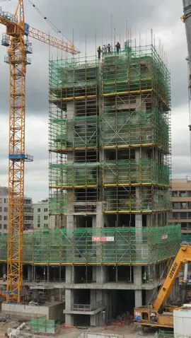 #construction #fail #heavyequipment #omg #crazy #jobsite #safetyfail #work