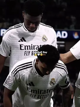Win I.a 🤍👑🥇#Madrid4everr🥹🤍 #Madridfc #vinijr🇧🇷 
