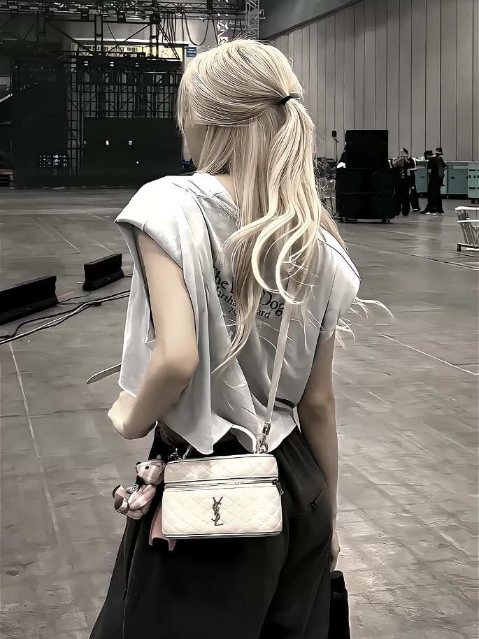 😙🤏 #rosé 