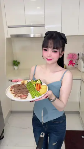 អូនធ្វើបែបនឹងដាក់បងបានទៀត👩‍❤️‍💋‍👨