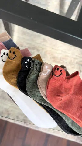 10 pair of socks for $9 that are this cute—immediately adds to cart!! The smiley is on the back of the ankle for a subtle, happy detail. #ttshop #smileysocks #anklesocks #funsocks #tiktokshop #tiktokmademebuyit 