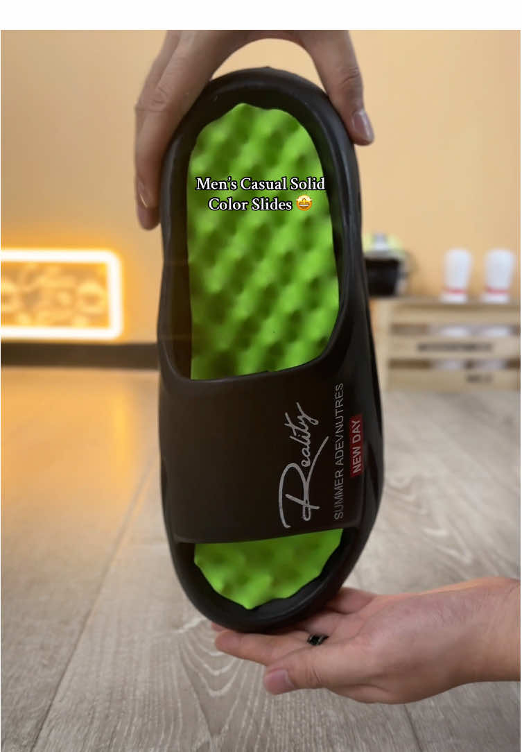 Men’s Casual Solid Color Slides 🤩 #menfashion #slipperstyle #slippers #slippershoes #casualshoes #sandals #summersandals #spotlightfinds #TikTokShop #fashiontiktok #tiktokshopsummerturnup 