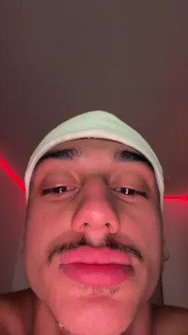 😭