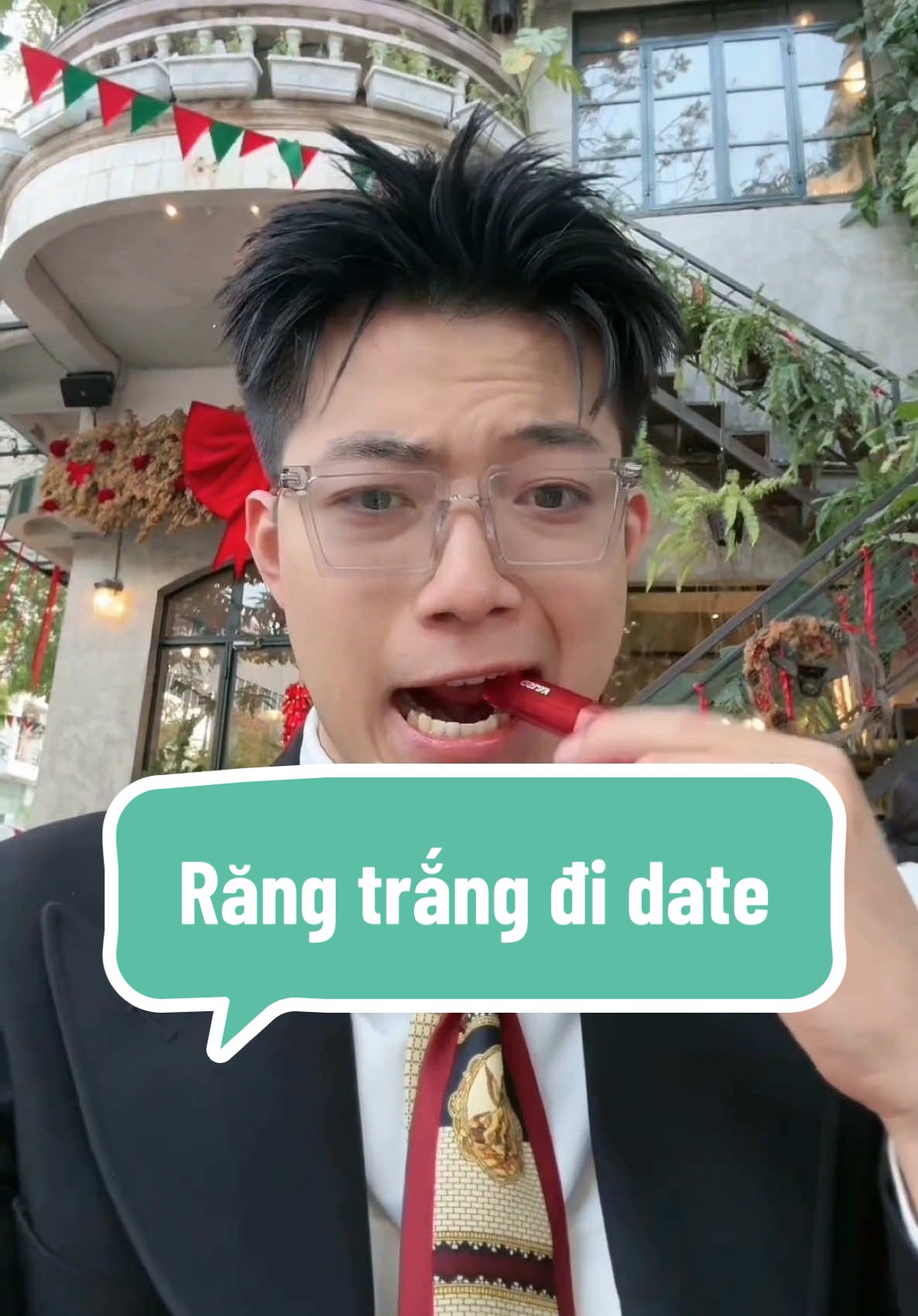 Đừng để răng ố vàng đi chơi với nàng #thgiag #closeupvn #closeuptrangrang #trangrangthiennhien #HợpTácCùngUnilever #TàitrợbởiUnileverViệtNam 