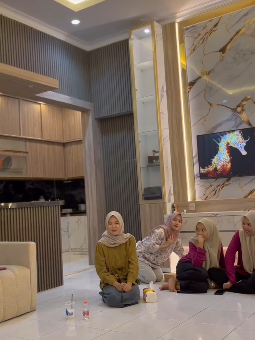 semangat#team #kerja #hijab #baju #atasanwanita #gamis #premium #banjarbaru #kalimantan 