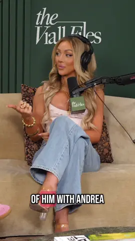 Vanna on villa tea and might I add, it’s pipping! #realityrecap Ep-960 #loveislandusa #vannaloveisland #nicloveisland #peacock #realitytv 