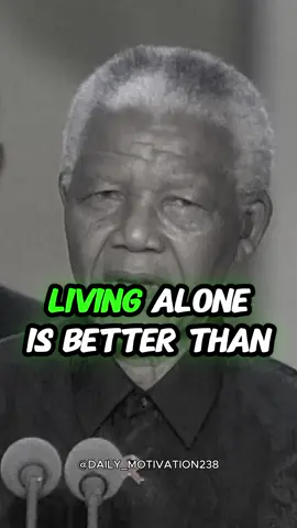 Fake people hate you.. #dailymotivationalquotes  #lifelesson #dailymotivation #inspiration #nelsonmandela #nelsonmandelaquotes 