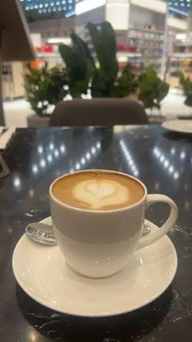 #airport #travel #trending #vibes #coffee #your_coffee #سفر#مطارات_العالم✈️ 
