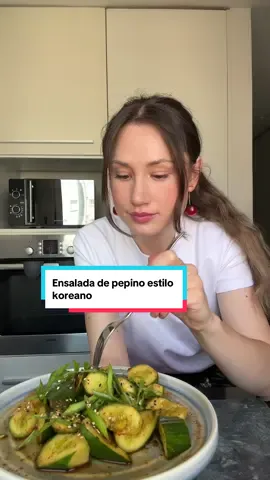 Ensalada de pepino🥒 estilo koreano, super fresca y apetecible especialmente en verano. #ensalada #recetas