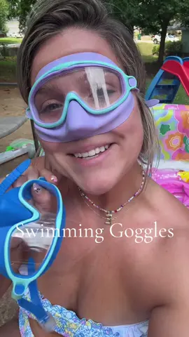 Swim goggles for kids 🏊🏼‍♀️