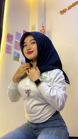 Geleng geleng Lunas ya 🤣#fyppppppppppppppppppppppp #fyp #justcontent #orangsunda #fypage #tiktokindonesia #tiktok #guyonwaton #fypdong #fypp 