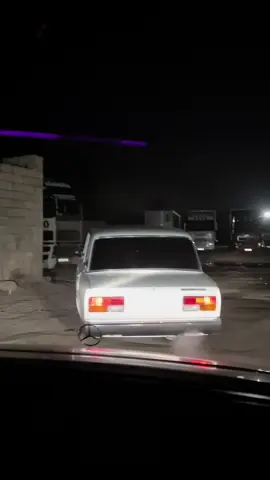 Mən kimnənsə isdifadə eləməyi özümə pis bilmişəm. Tanıyan tanıyır bilən bilir necə biriyəm. Həyatda çox şeyi özüm qazanmışam. Arxamca danışan atası bilinmiyənlərədi sözüm, səbirli olun atavızı tapıb şikayətivizi eliyəcəm