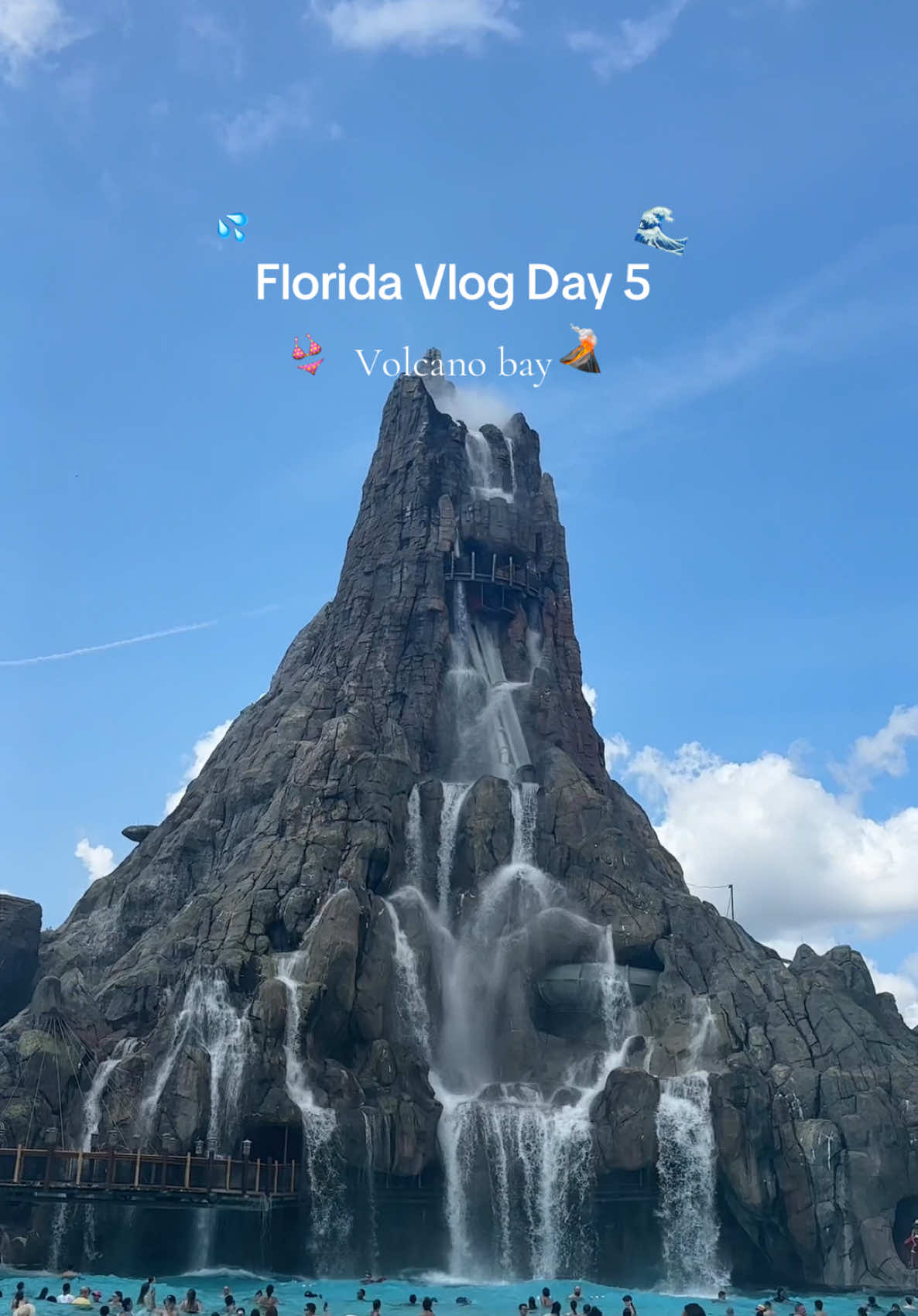 DAY FIVE FLORIDA VLOG 🌋🌊💦  📍Volcano bay  #travel #holidayvlog #volcanobaywaterpark #orlandoflorida #travelvlogs #universalstudios #universalorlando #Vlog   