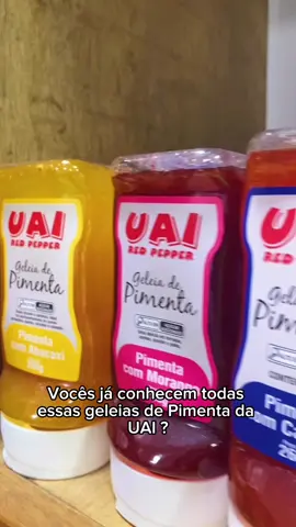 Quem aí já conhece essa linha de geleias e molhos de pimentas da UAI ? 🥰 Ela nunca falta na nossa geladeira ❤️😋 Rua Silveira Neto 145, Água Verde  #trembao #curitiba #pimenta #molho #geleia #agridoce #defumada #pimentas 