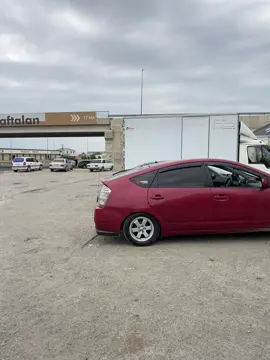 Biri arxaya 3-4nefer otuzdurur prius sohbetin baglyr 1i 200-300m ya aparatura yigdirir aparatura baglyr bu prius oz segmentindeki lboy mawnini hiss elemir weherin lboy yernde nece lazimdi surulub daje olke daxilinde 😉 gotvze grennen oynuyun 😘
