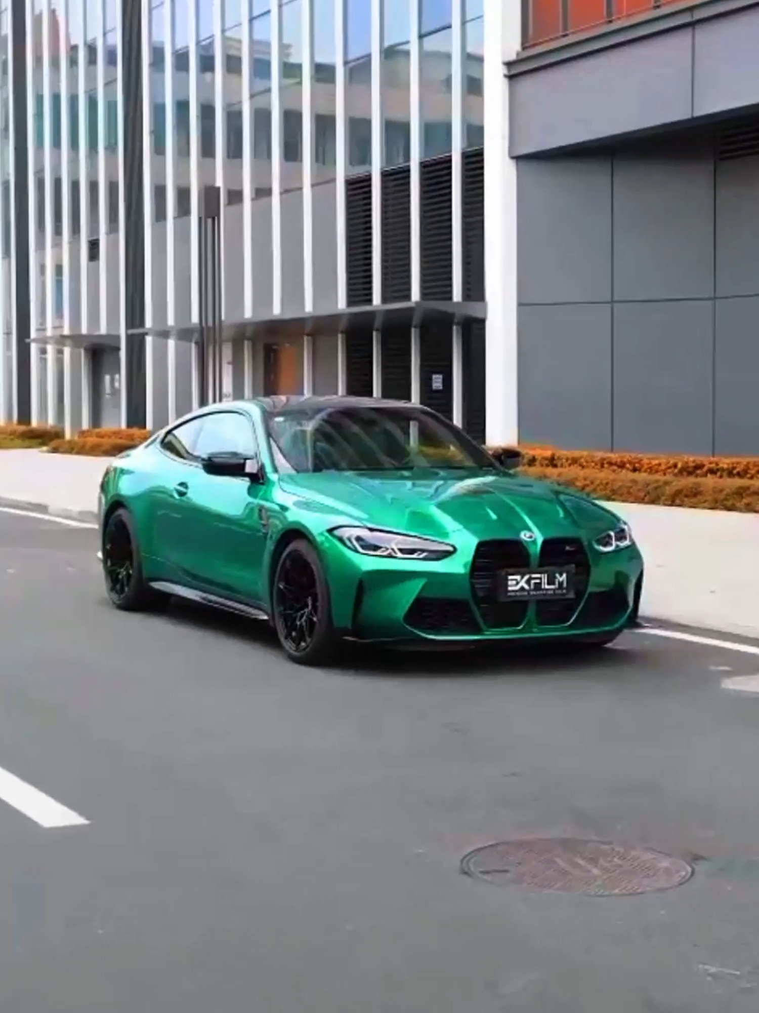 Shake it to the max 😮‍💨👌|🎥@leemelon.jr |#car #edit #8k #viral#teamfx⚜️ #bmw #m4 #green