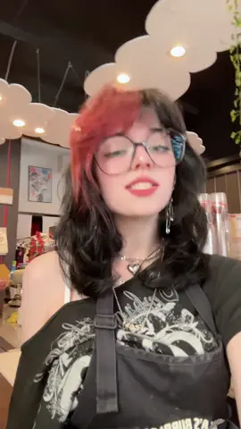 I love a good bbno$ song 🎧 #fypシ゚viral #girl #alt #aesthetic #bbnos 